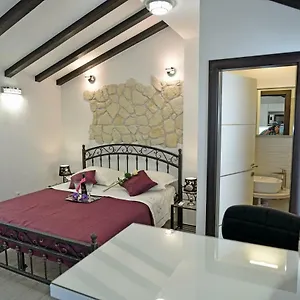  Appartement Kuzma And
