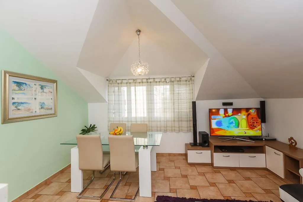 Apartments Ruzic Split