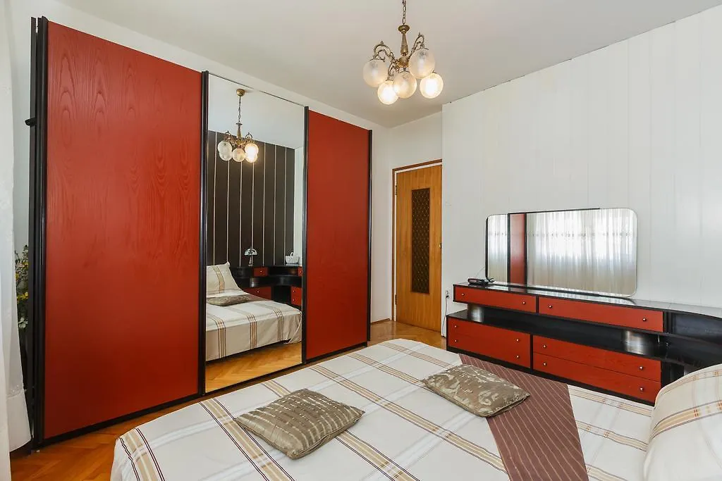 Apartments Ruzic Split 0*,